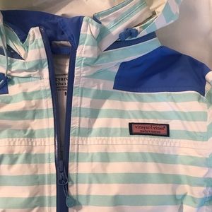 VIneyard Vines Size Medium Rain Jacket